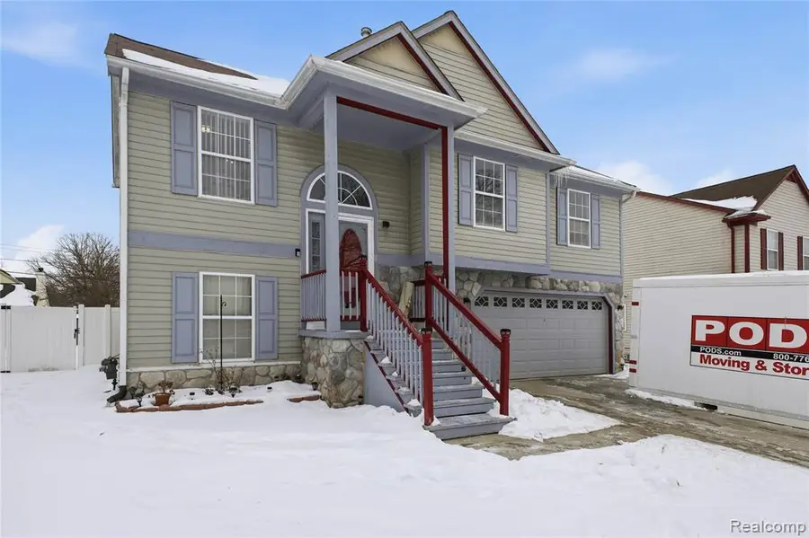 6015 Edmund, Romulus, MI 48174 - #2