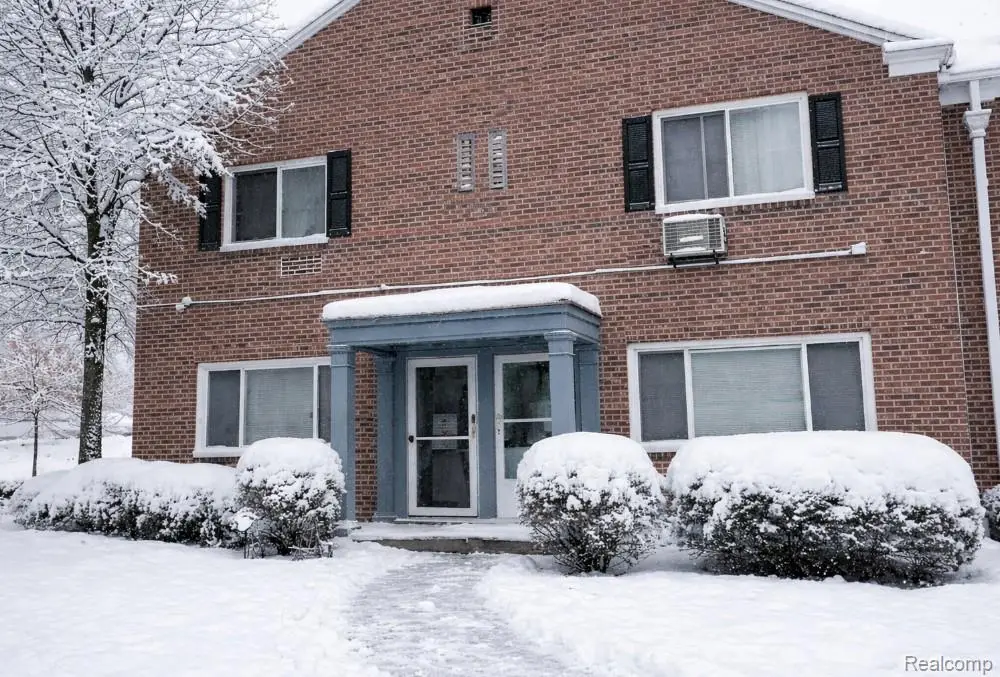 320 Sheffield, Flint, MI  - Image #1