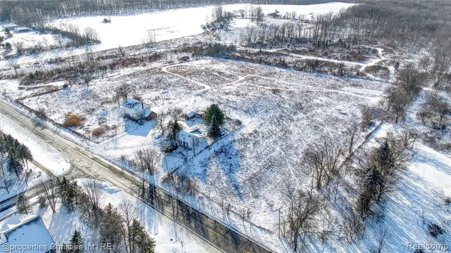 5583 Napier, Salem, MI  - #3