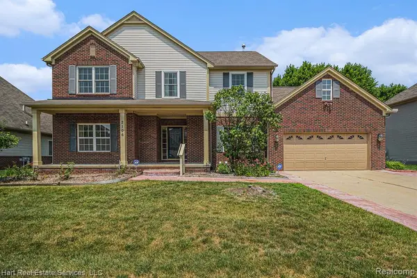 2106 Cattail, Rochester Hills, MI 
