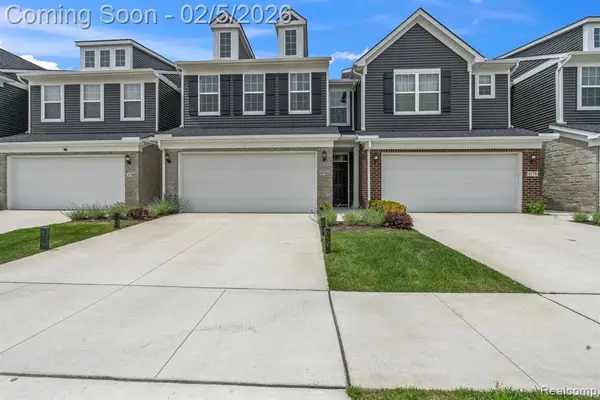 4782 Broomfield, Lake Orion, MI 