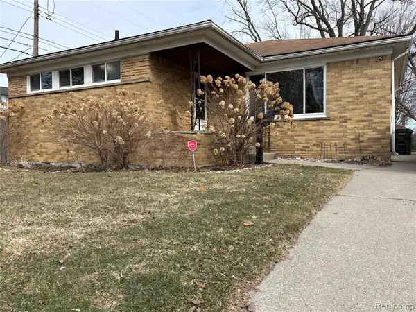 22190 Cloverlawn, Oak Park, MI 48237