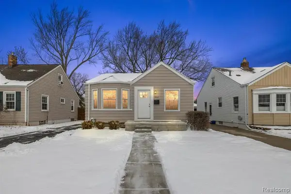 852 Cambridge, Berkley, MI 