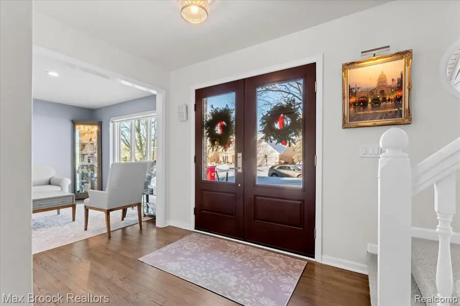 412 Shellbourne, Rochester Hills, MI  - Image #3