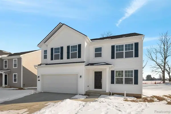 700 Knollwood, Chelsea, MI 48118