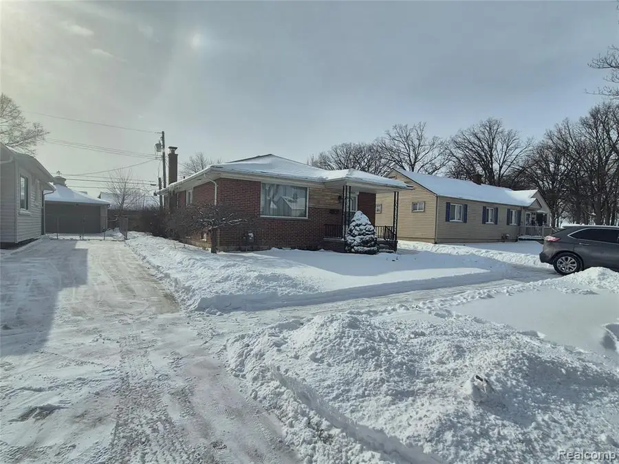 1689 Gregory, Lincoln Park, MI 48146 - #2