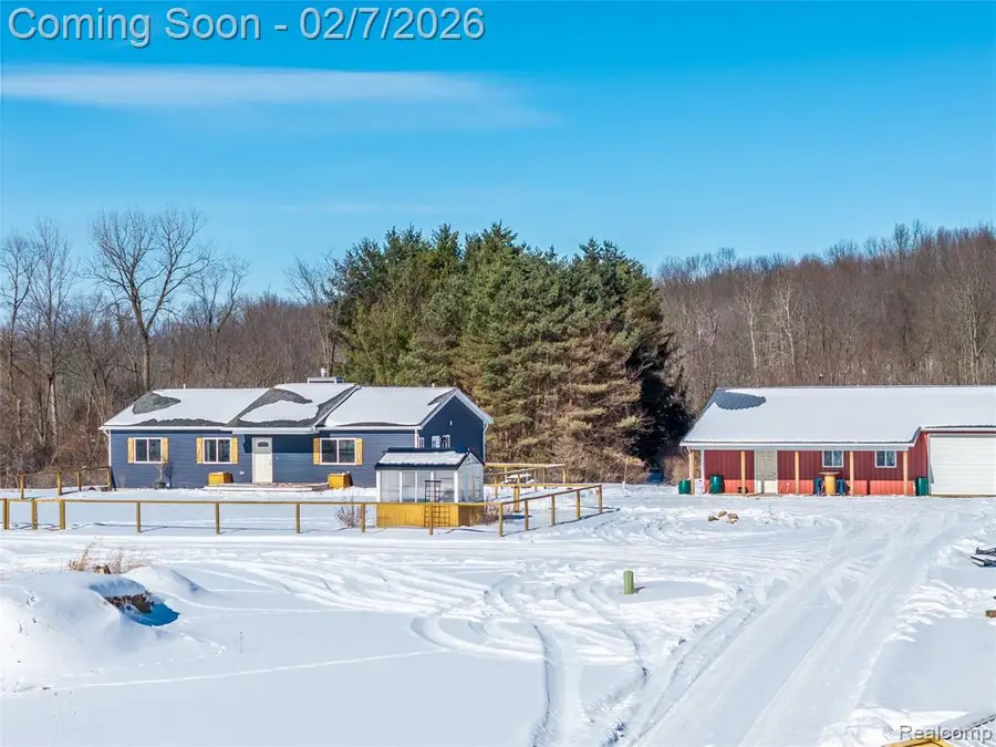 2193 Hummer Lake, Ortonville, MI  - Image #2