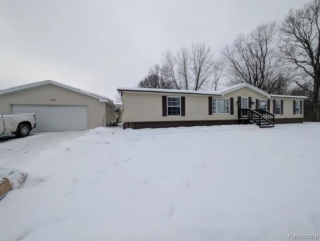 11362 N Lake, Fenton, MI  - Image #1