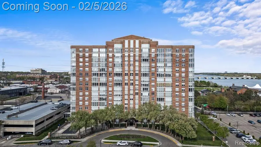 250 E Harbortown #1405, Detroit, MI  - Image #2