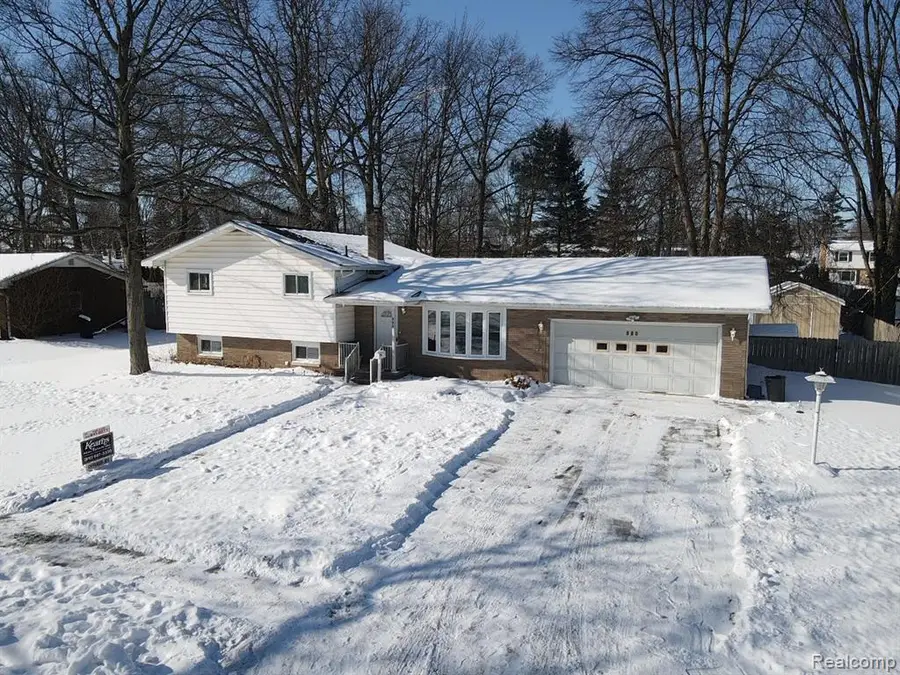 980 Indiana, Marysville, MI  - #3