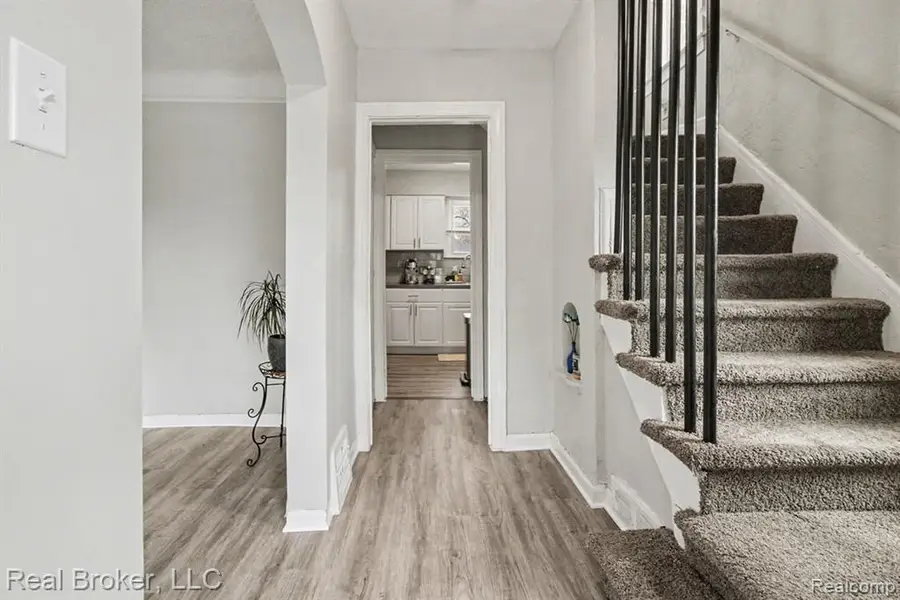 15390 Auburn, Detroit, MI 48223 - #2
