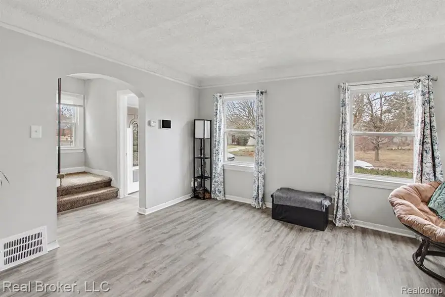 15390 Auburn, Detroit, MI 48223 - #3