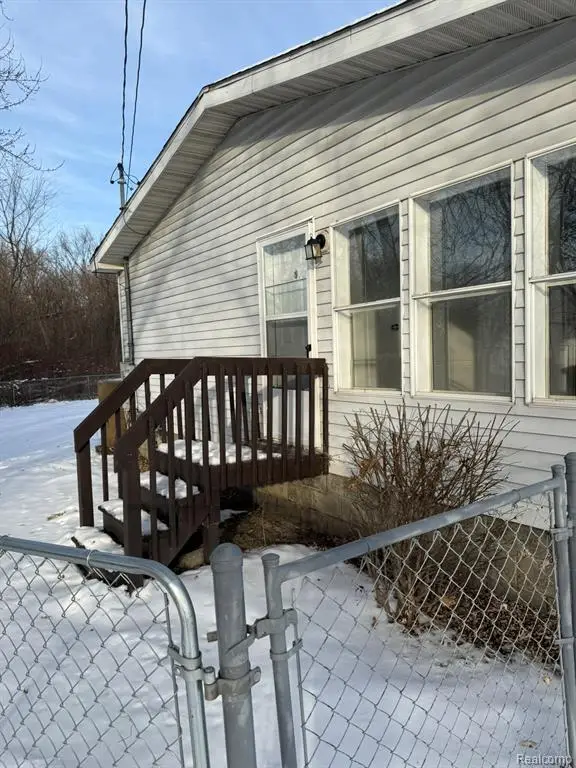 5249 Lapeer, Burton, MI  - #2