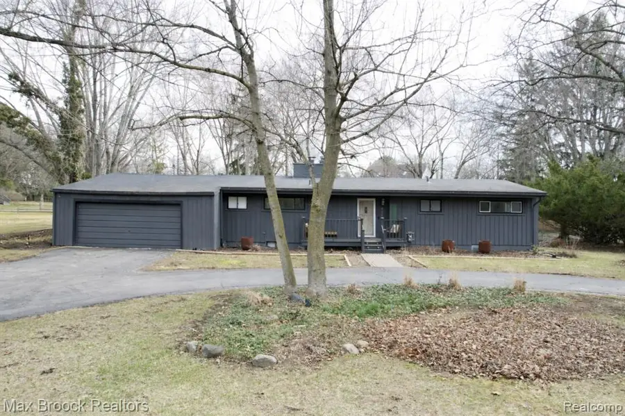 32700 Evergreen, Beverly Hills, MI 48025 - #2