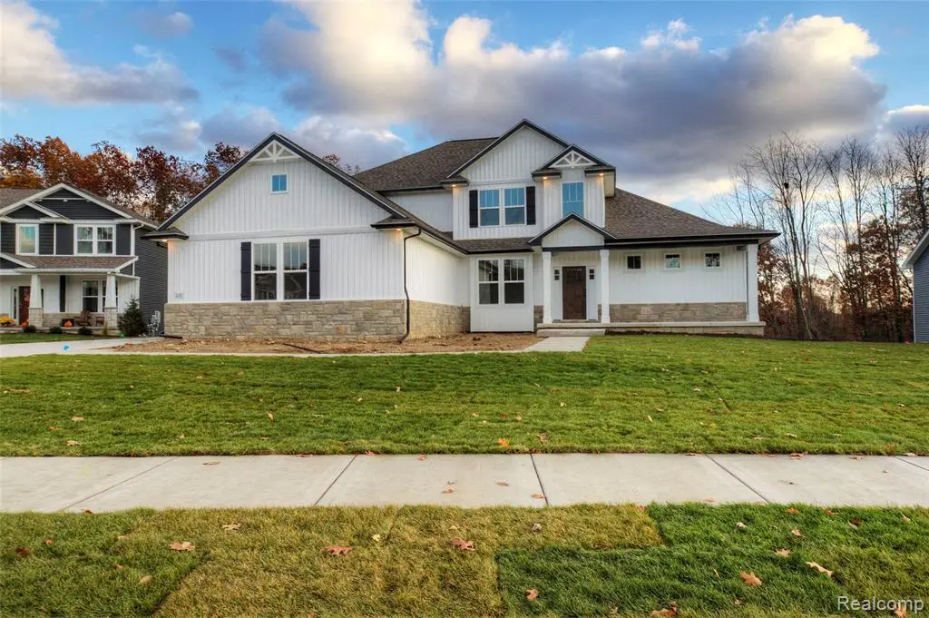 626 Round Rock, Howell, MI 48843 - #1