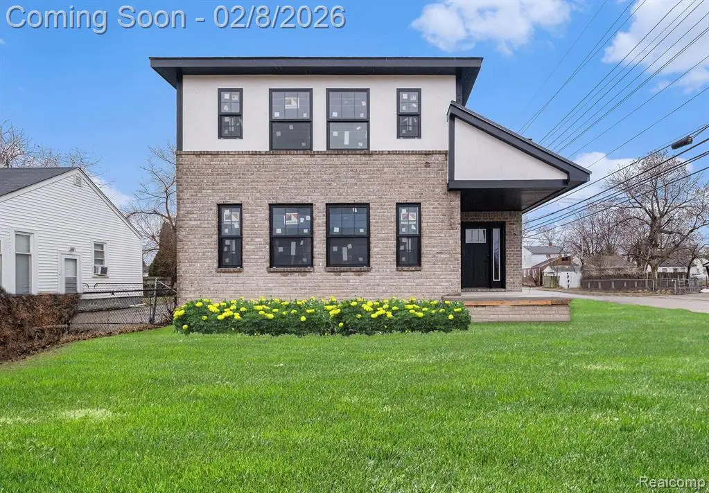 23708 E Lexington, Eastpointe, MI  - Image #1