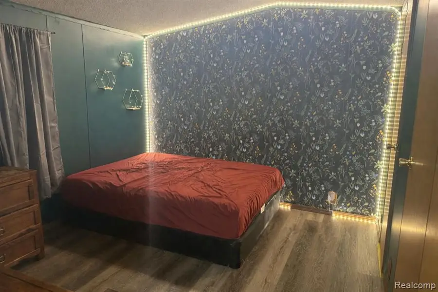 41275 Old Michigan, Canton, MI 48188 - Image #3