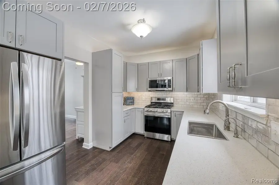 1564 Chelsea, Howell, MI  - Image #2