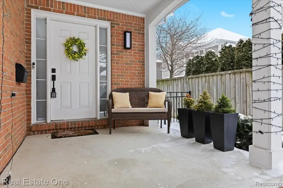 2053 Catalpa, Berkley, MI  - #3