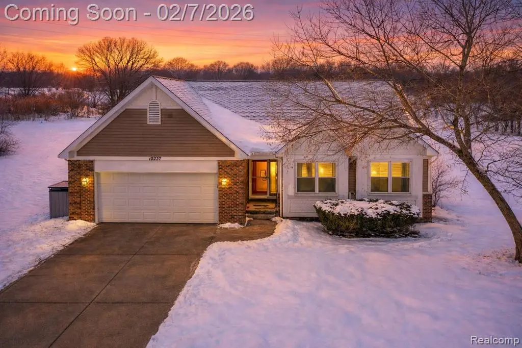 10237 Swan Lake, Ypsilanti, MI  - Image #1