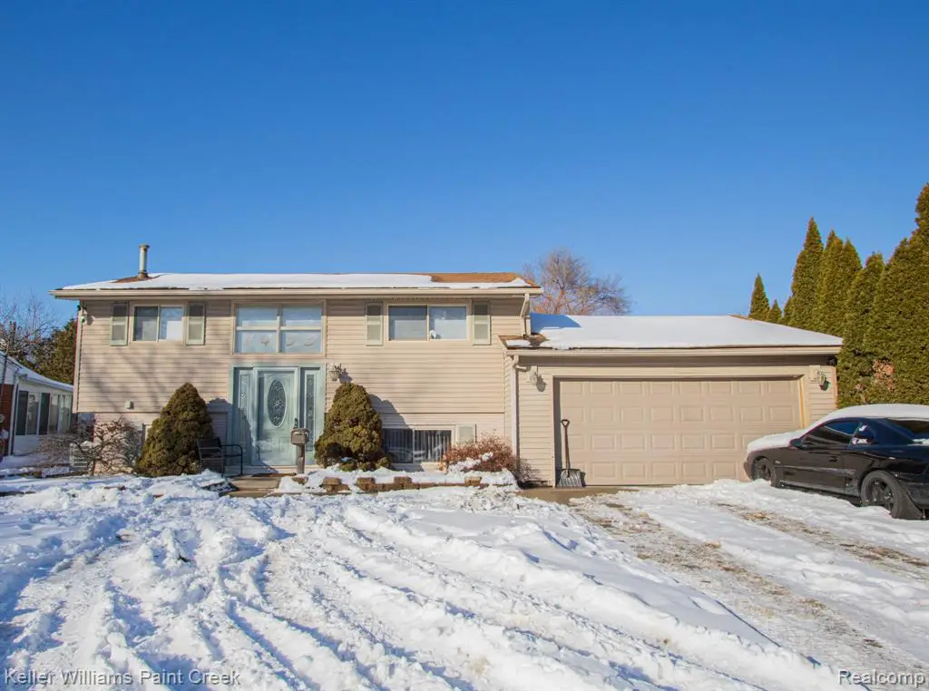 8453 Smethwick, Sterling Heights, MI 48312 - #1