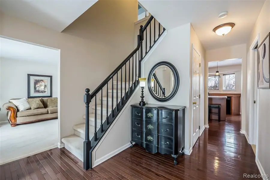 25886 Carriage, South Lyon, MI  - Image #3