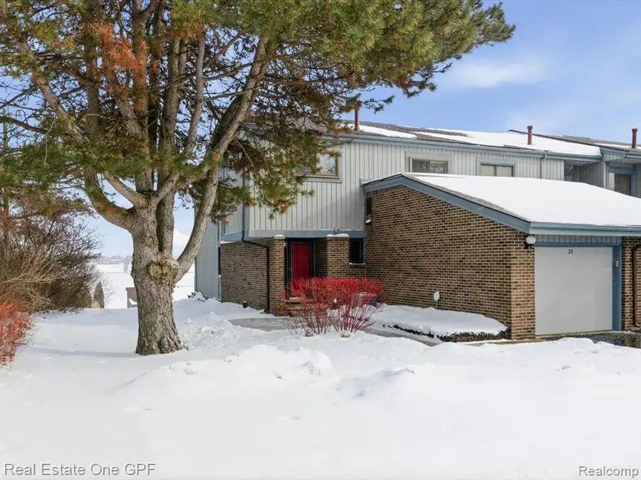 1715 River #22, Saint Clair, MI  - #3