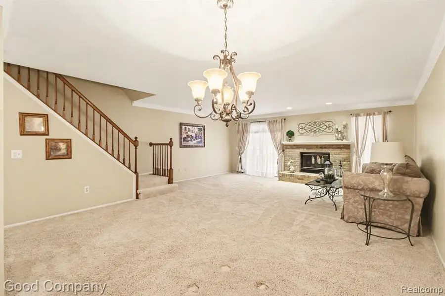616 Tennyson, Rochester Hills, MI  - Image #2