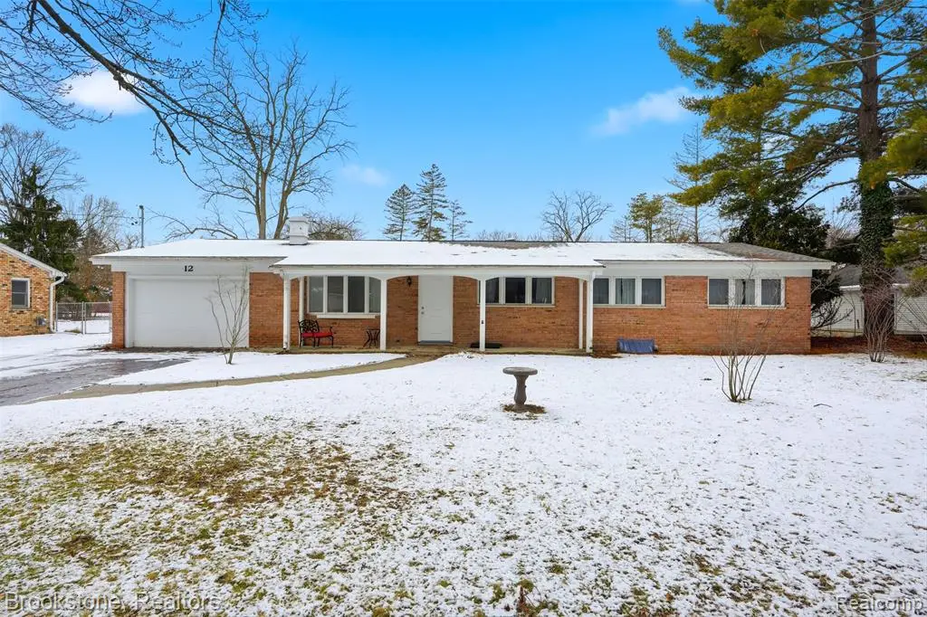 12 Iota, Saginaw, MI  - Image #1