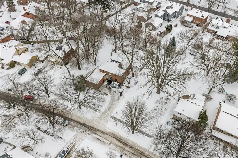 12935 Victoria, Huntington Woods, MI  - #2