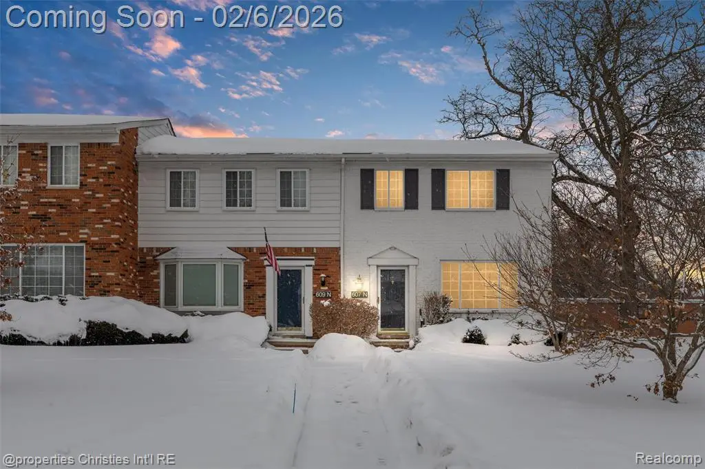 607 Fox Hills, Bloomfield Hills, MI  - #1