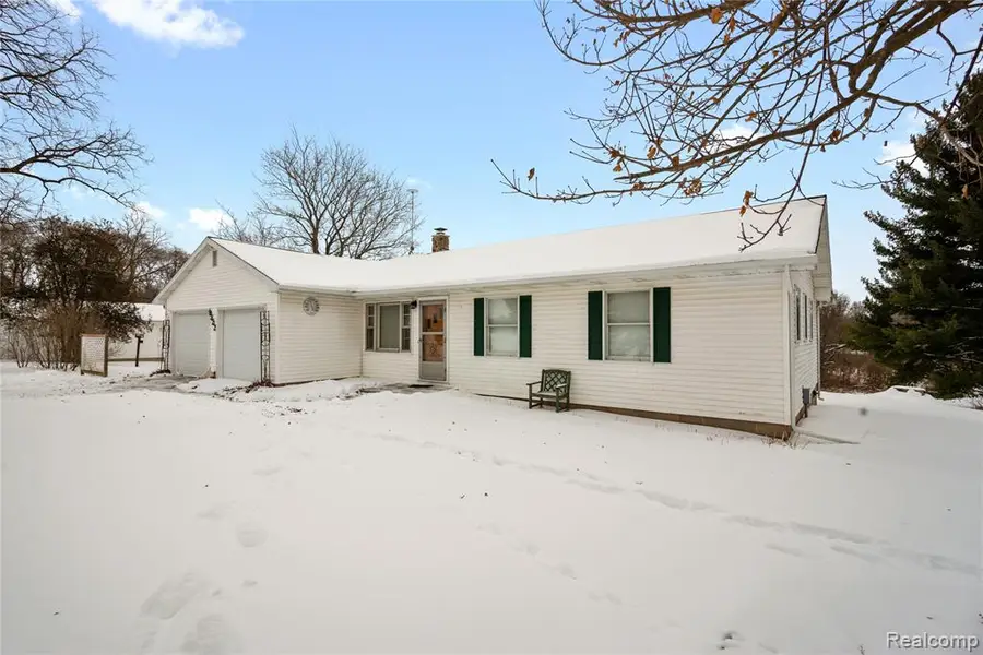 9322 Rossman, Eaton Rapids, MI  - #2