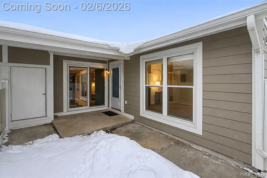 39615 Village Wood, Novi, MI  - Image #3