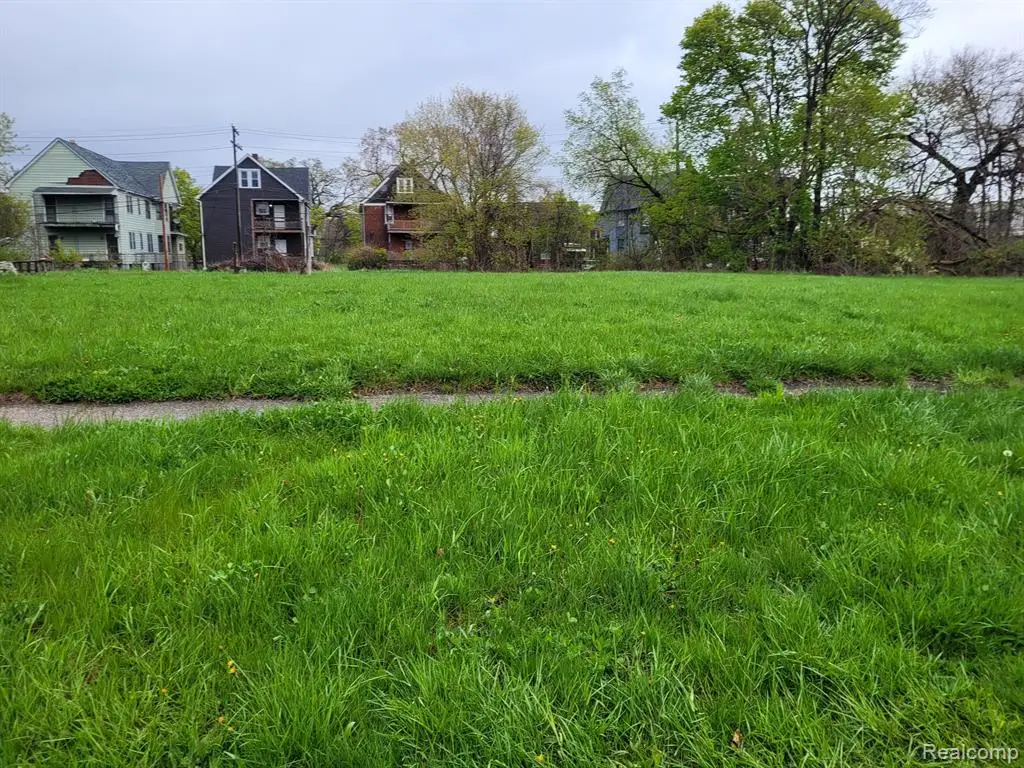 2172 Field, Detroit, MI 48214 - #1