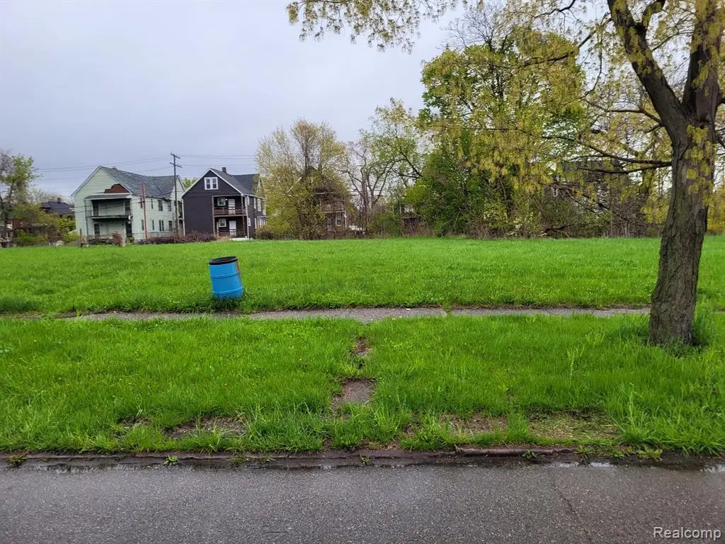 2194 Field, Detroit, MI 48214 - #1