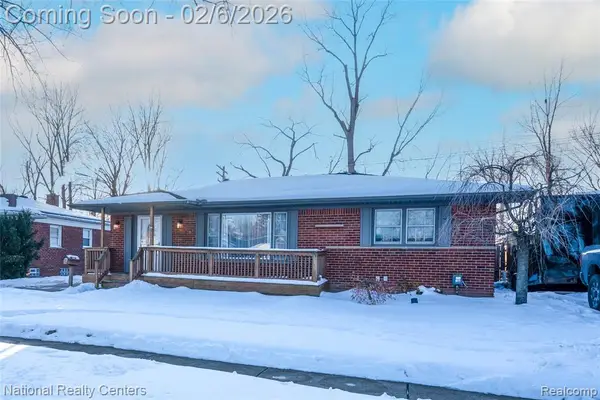 32653 Beacon, Fraser, MI 