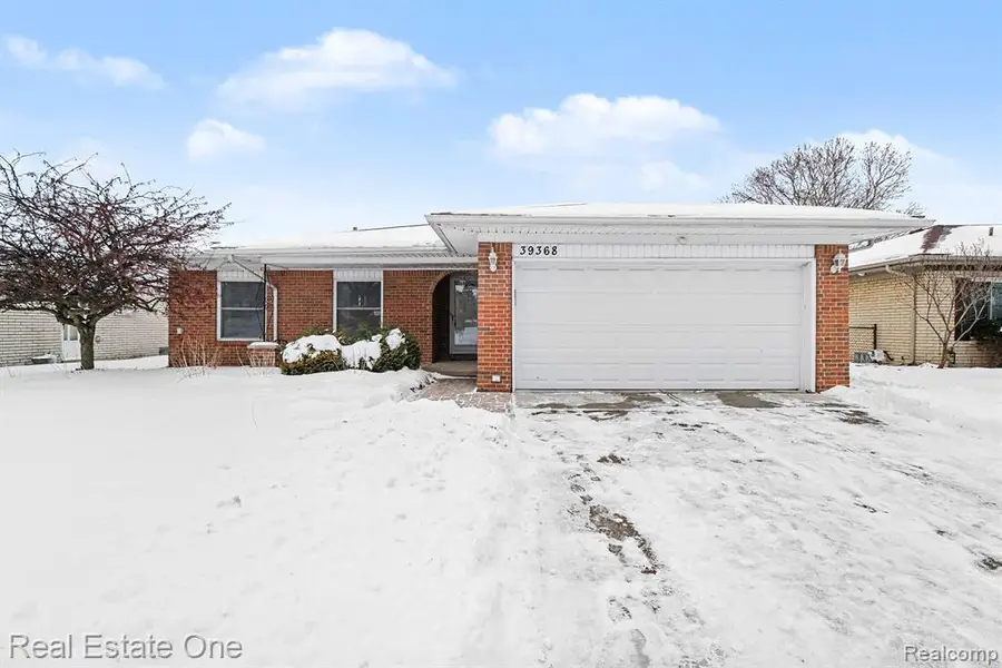 39368 Timberlane, Sterling Heights, MI  - Image #2