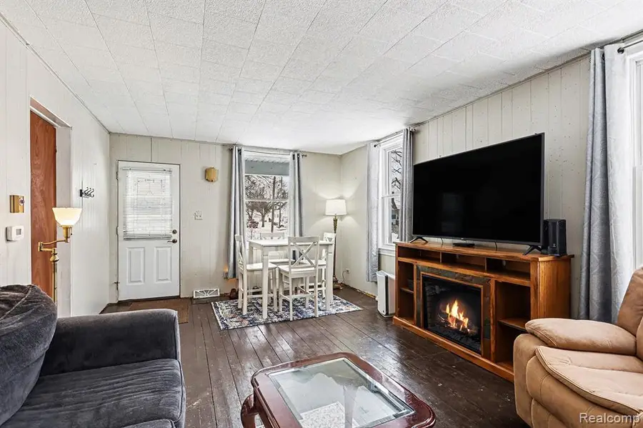 1101 S Farragut, Bay City, MI 48708 - #3