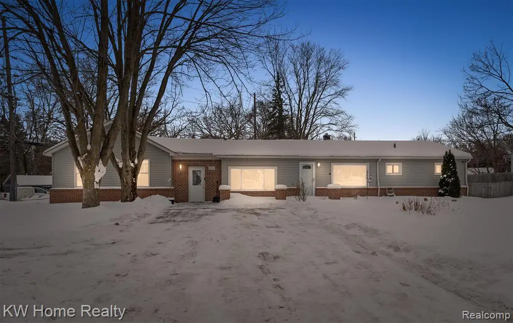 8535 Andersonville, Clarkston, MI 48346 - #1