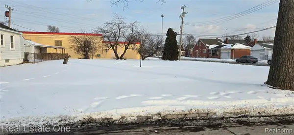 7410 Barrie, Dearborn, MI 