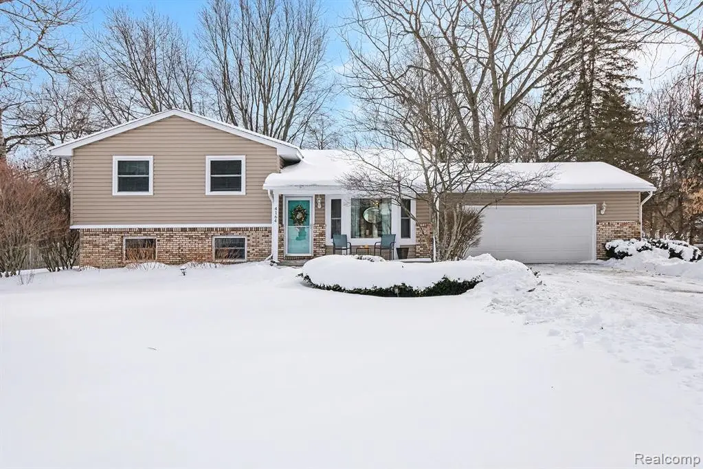 4164 Lake Knolls, Oxford, MI  - #1