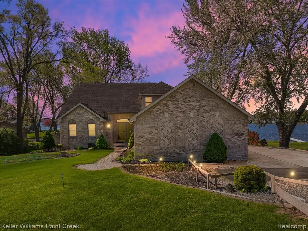10045 Highland, White Lake, MI 48386 - #1