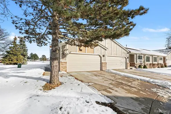 42146 Hidden Brook, Clinton Township, MI 