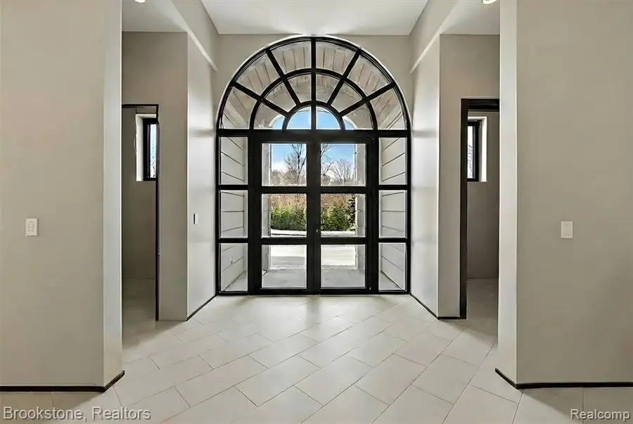 625 Fairbrook, Northville, MI  - Image #3