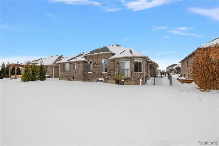 56844 Topaz, Macomb, MI  - #3