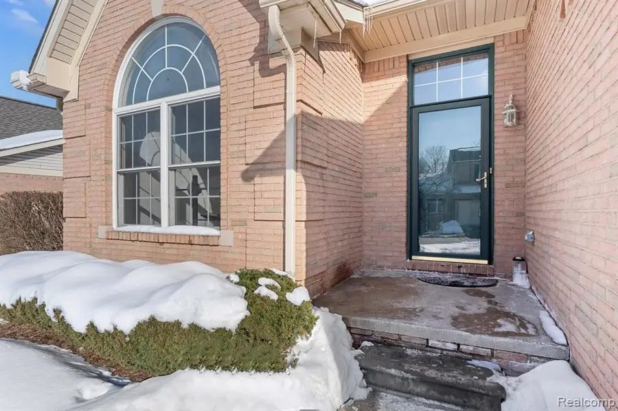 23664 W Lake, Brownstown, MI  - #2