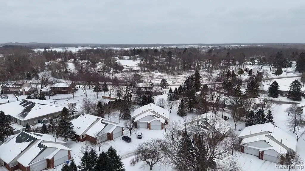 7968 Divot #5, Waterford, MI  - #1