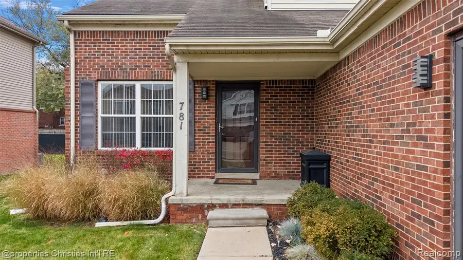 781 Saint Clair, Detroit, MI  - Image #2