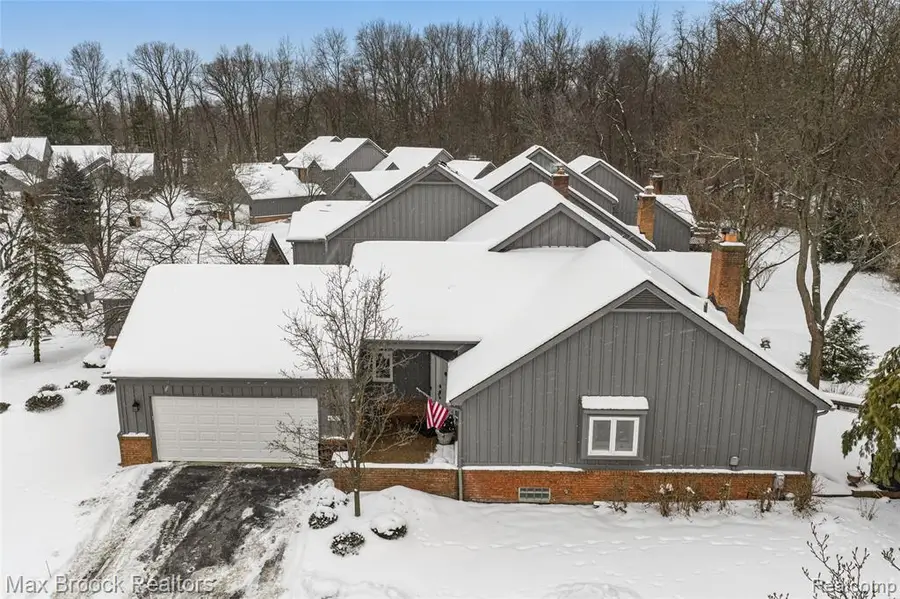 28602 Venice, Farmington Hills, MI  - Image #2