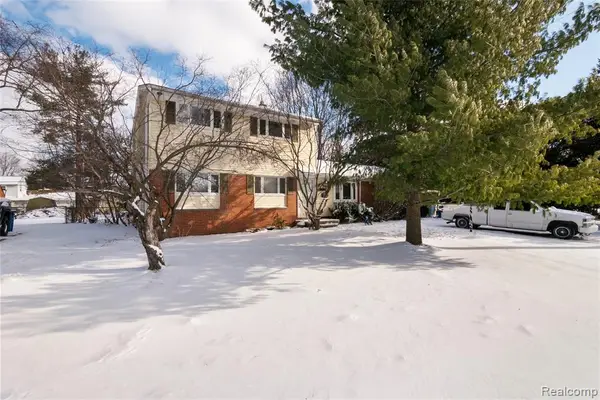 3520 Warringham, Waterford, MI 